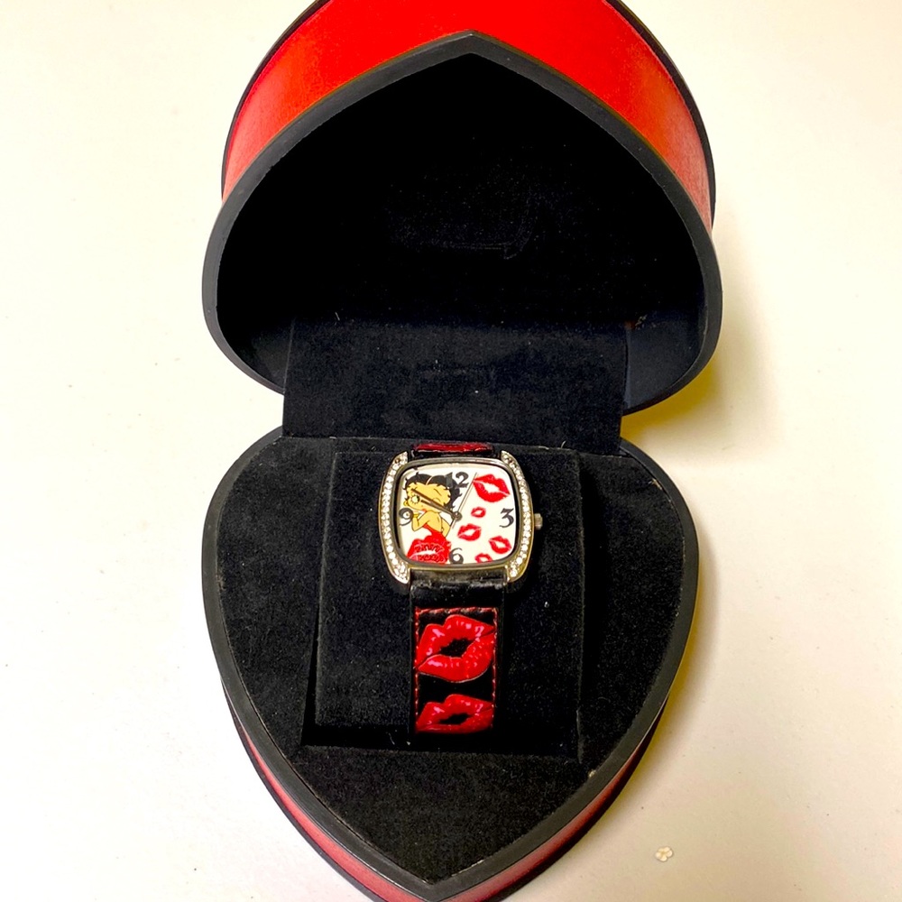 Bettyboop watch/needs a battery and band